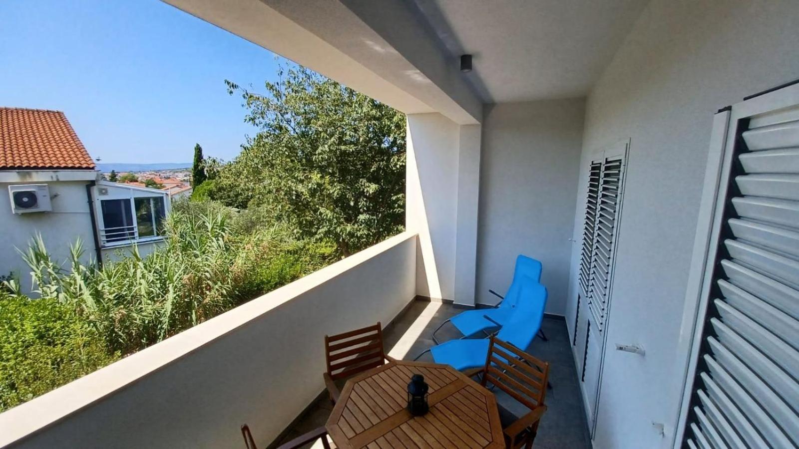 Apartments Daria Krk Town Exterior foto